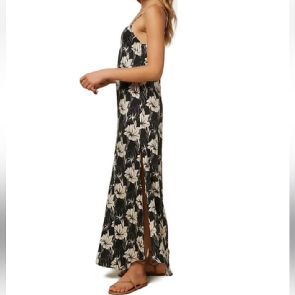 O’Neill maxi dress size medium